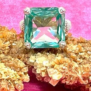 Judith Ripka Elegant Green Gemstone Ring